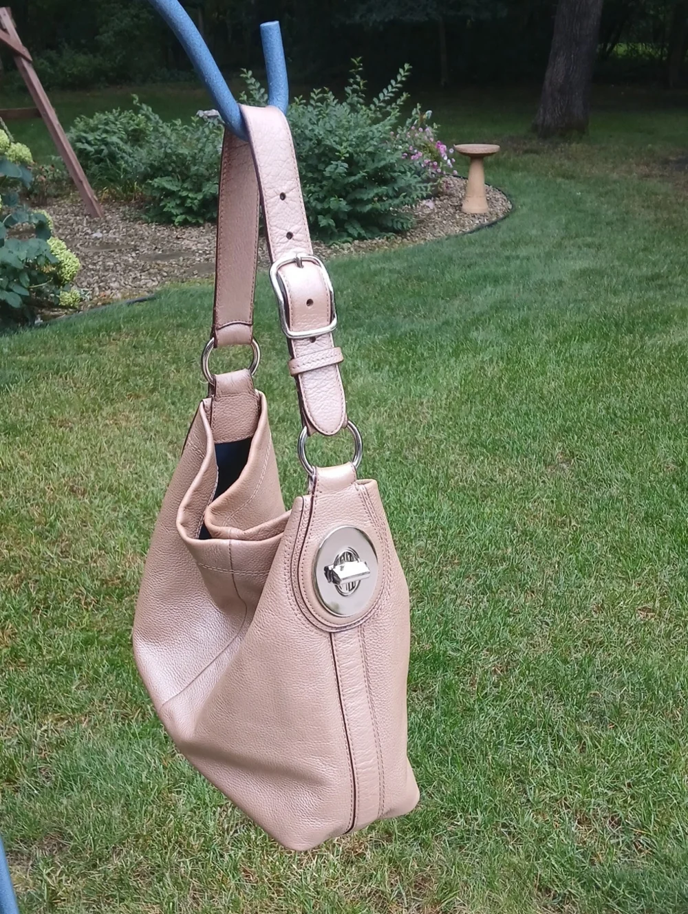 Coach Penelope Pebbled Leather Hobo Bag (Style F16535).